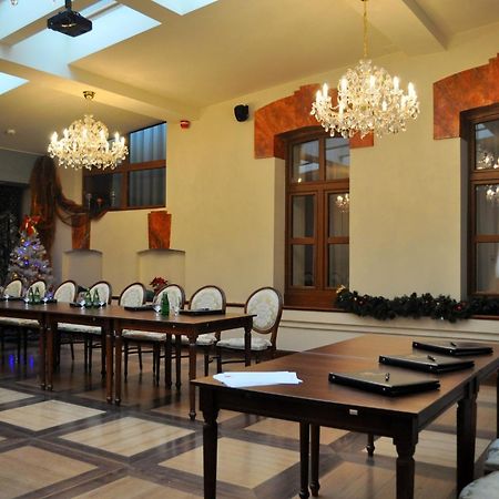 Hotel Koronny Zamość Exterior photo