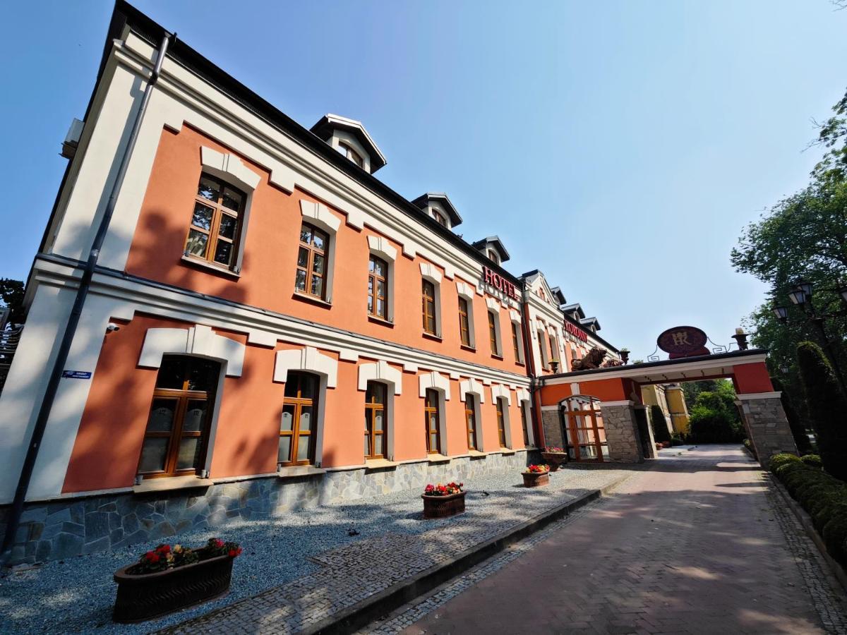 Hotel Koronny Zamość Exterior photo