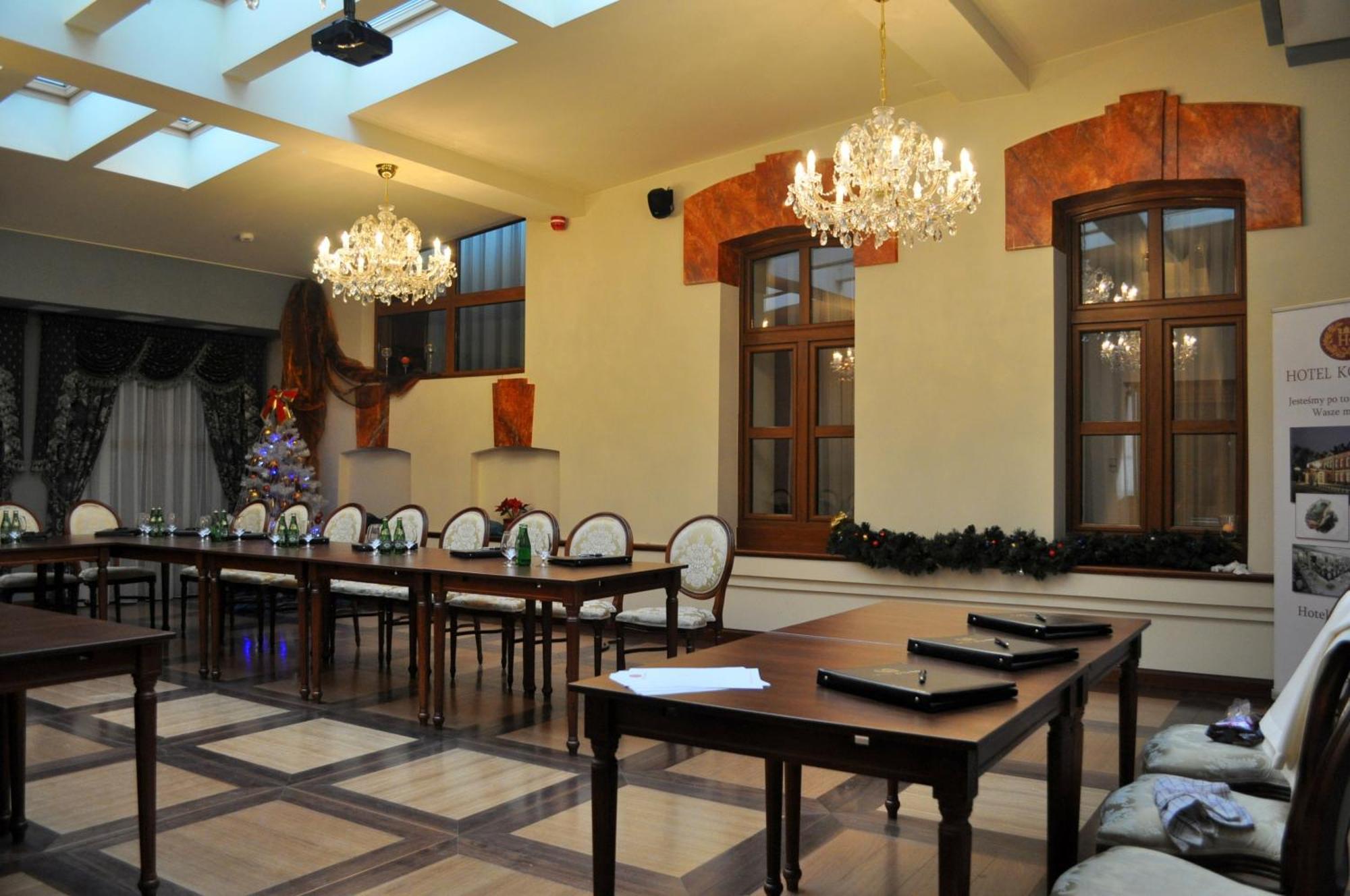 Hotel Koronny Zamość Exterior photo